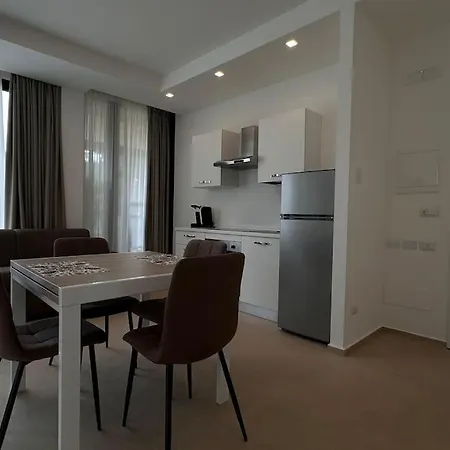 アパート Cconforthotels Puglia Promenade 4 バーリ